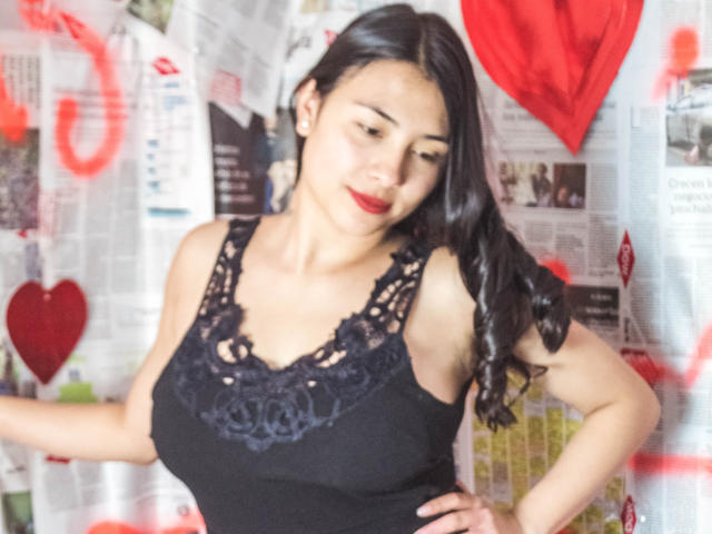 EmilyPrincessx - Live porn &amp; sex cam - 17658502