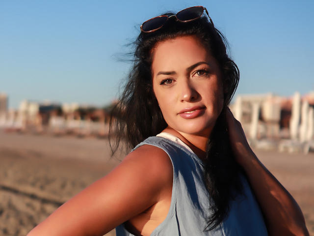 AnelisaReys - Live sex cam - 17665202