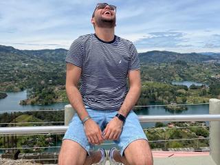 JhonskyLucaoI - Live porn &amp; sex cam - 17671078