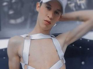 LeonardoBigCock - Sexe cam en vivo - 17672862