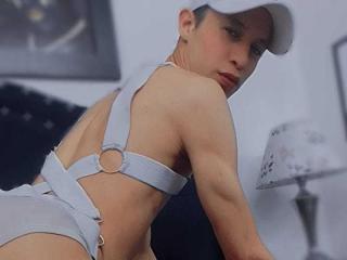 LeonardoBigCock - Live Sex Cam - 17672914