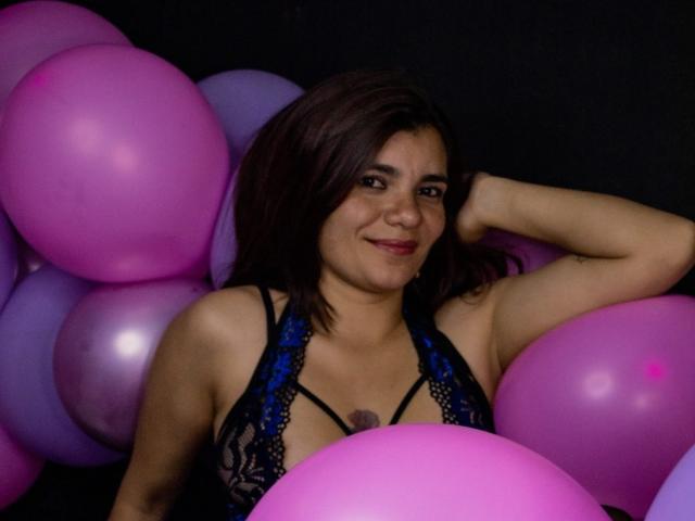 BulmaHot - Live porn &amp; sex cam - 17675202