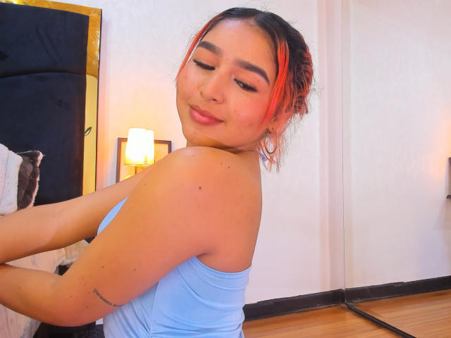 SaraSpanic - Live porn &amp; sex cam - 17676362
