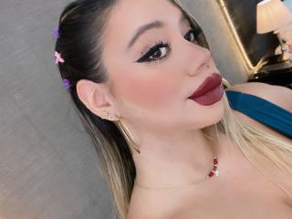 SamanthaMoure - Live porn & sex cam - 17685010