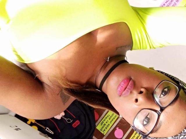 EmaEthan - Live Sex Cam - 17692742