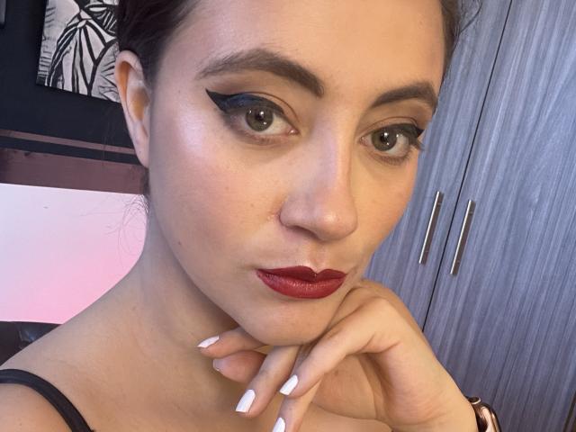 ArleenHunter - Live sexe cam - 17700602