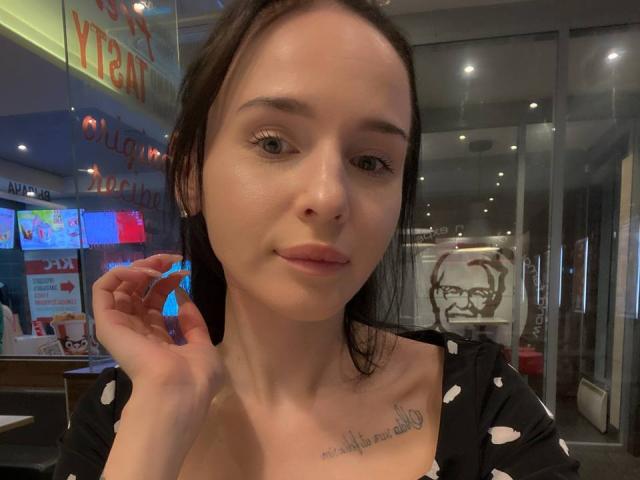 EmilyMoony - Live sexe cam - 17708522