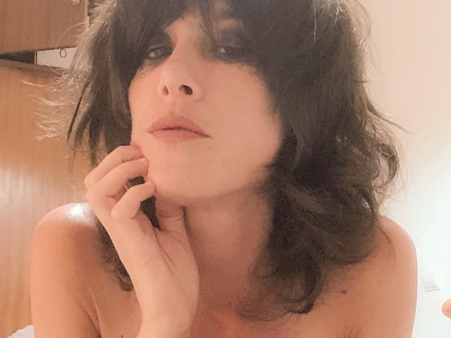 Aiyana - Live porn &amp; sex cam - 17710842