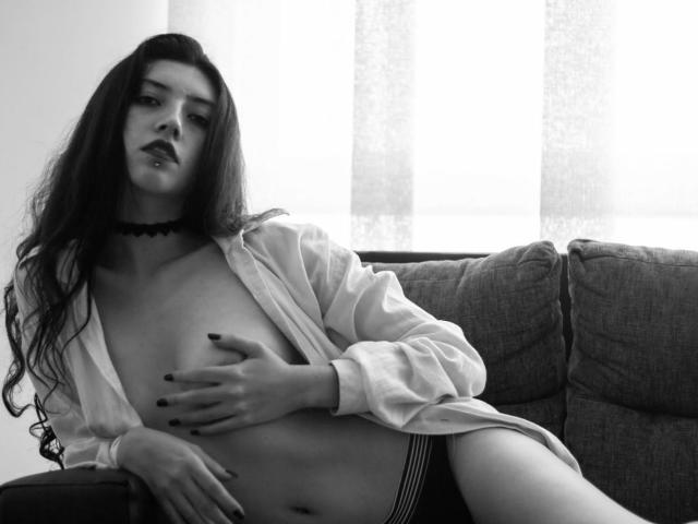 AbrillSmith - Live sex cam - 17715534