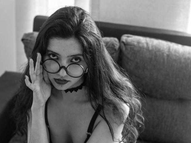 AbrillSmith - Live sex cam - 17715542