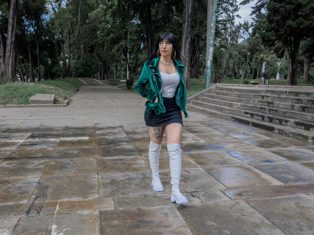 VioletaParr - Live sex cam - 17717830