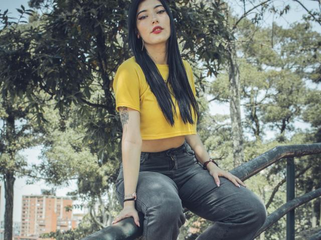 VioletaParr - Live sex cam - 17718966