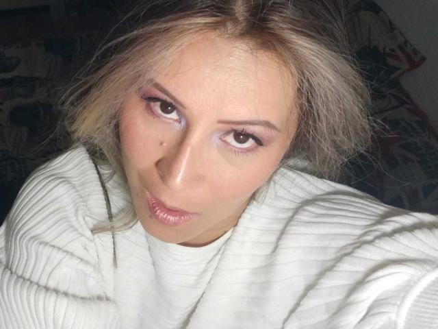 Contelaya - Live sex cam - 17719214