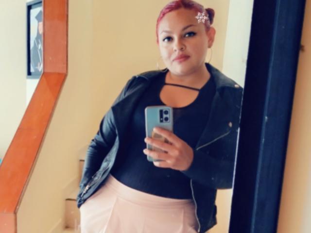 Adi69 - Live sex cam - 17726318