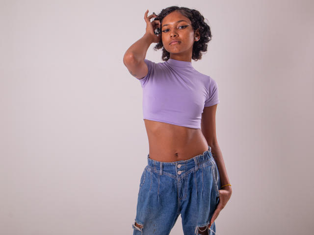 AlanaHernandez - Live porn &amp; sex cam - 17726718