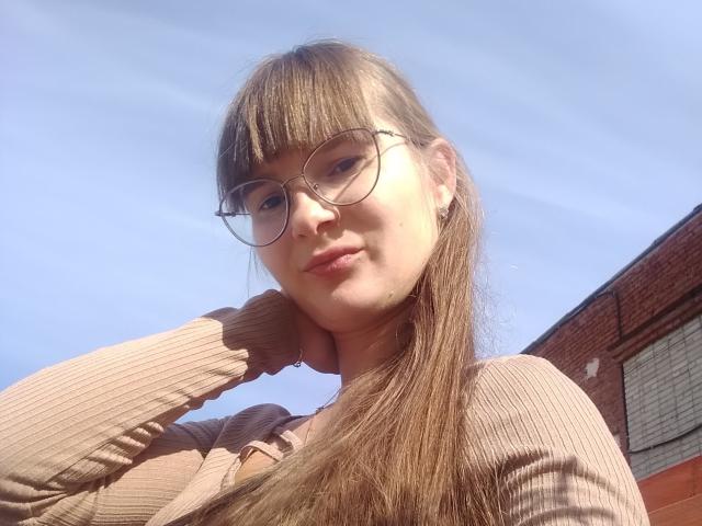 KiraGoldens - Live Sex Cam - 17727694