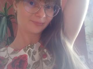 KiraGoldens - Live sexe cam - 17727778