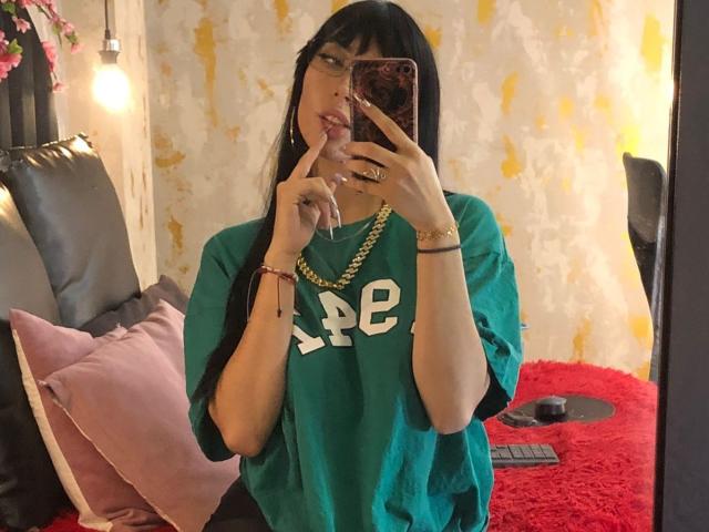 VioletaParr - Live sex cam - 17731010