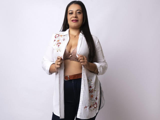 MiaCallie - Sexe cam en vivo - 17731750