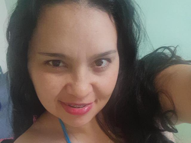 CattleyaBigTits - Sexe cam en vivo - 17735022