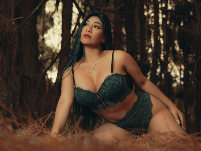 KhloeLawson - Live sex cam - 17738406