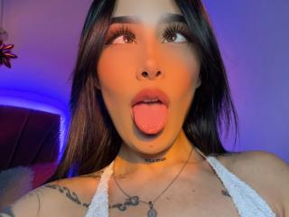 SelenaMill - Live sex cam - 17740582