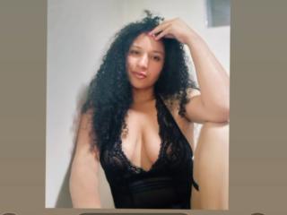 MelaniMouille - сексуальная веб-камера в реальном времени - 17752978
