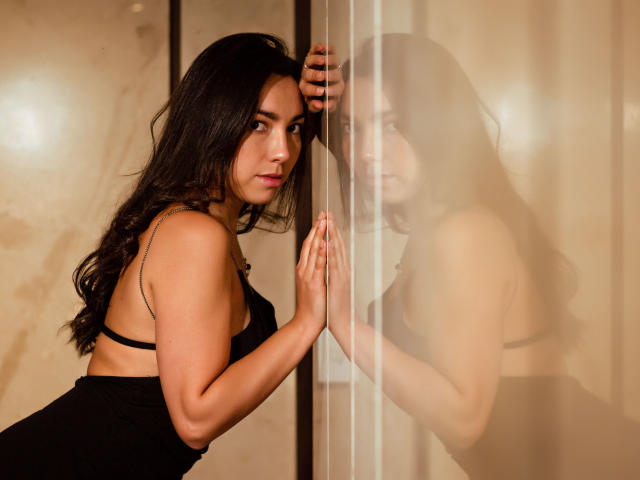 MiaReed - Live sex cam - 17755354