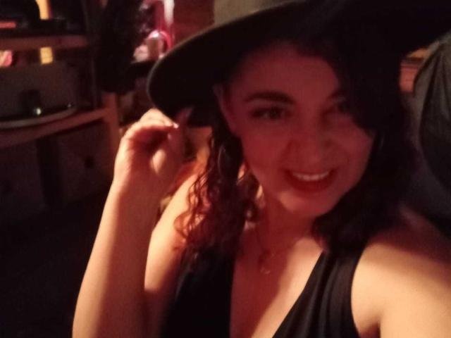 AmandaHotL - Live Sex Cam - 17756746