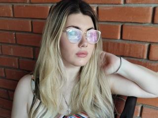 SofiaLux - Live sex cam - 17763802