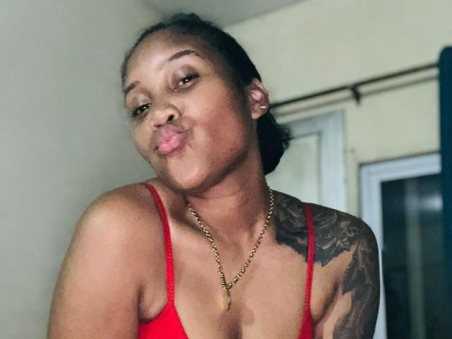 SeductiveAmber - Live porn &amp; sex cam - 17770642