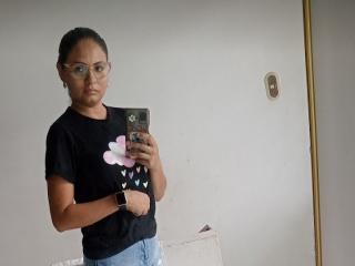 LllollSamsi - Live porn &amp; sex cam - 17772666