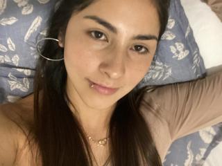 EmilieAngel - Live sex cam - 17773310