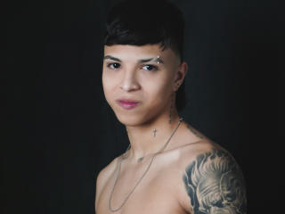 AdamClaark - Sexe cam en vivo - 17773462