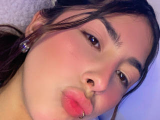 EmilieAngel - Live sex cam - 17773966