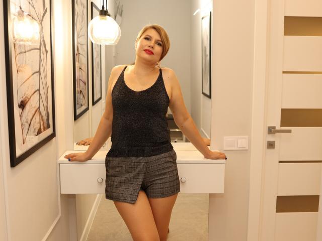 TheBestCora - Sexe cam en vivo - 17775018