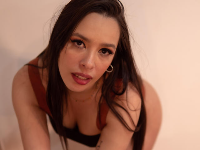 ValentineOlson - Live sexe cam - 17775378