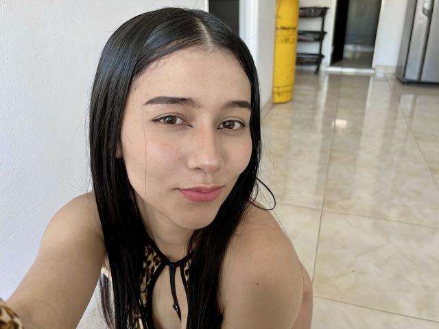 DeisyWest - Live porn &amp; sex cam - 17788638