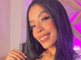 FiorellaBossh - Live porn & sex cam - 17796150