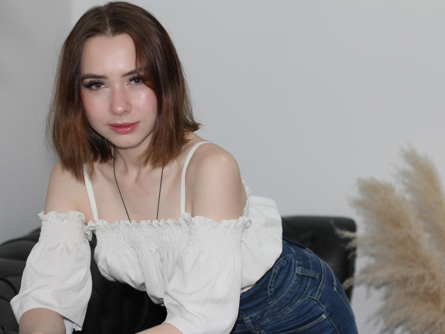 LilyaTaylor - Live sexe cam - 17802554