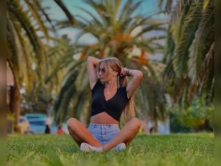 BlondyOneSex - Live sex cam - 17803982