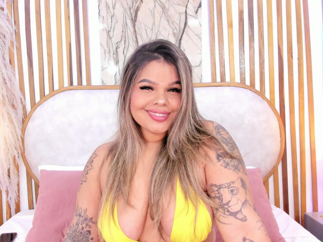 JulianaSousa - Live sex cam - 17808414