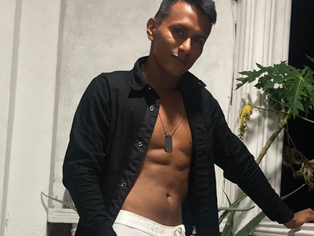 AlbertsBig - Sexe cam en vivo - 17809106