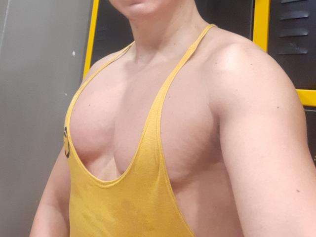 SantyMuscle - Sexe cam en vivo - 17810718