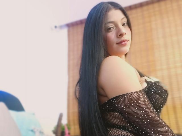 DanielaGarciia - Live porn &amp; sex cam - 17812118