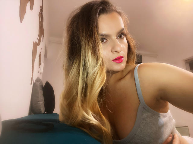 ReveMignoneX - Live porno og sexkamera - 17820778