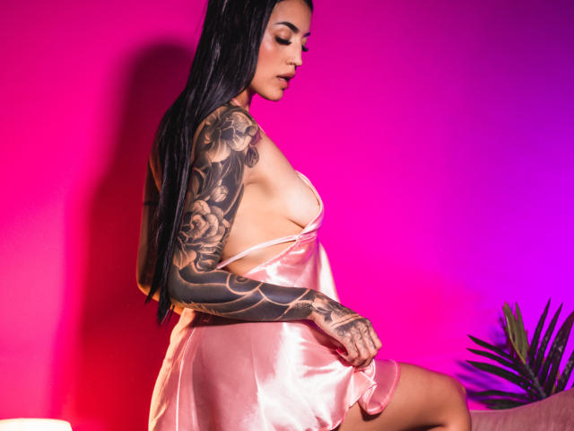VannessaSunshine - Live Sex Cam - 17823750