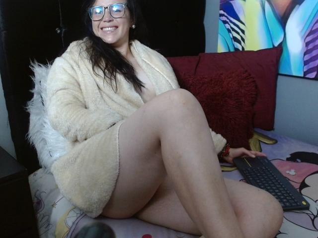 Videl69 - Live sex cam - 17828762