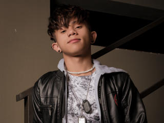 DannySantoro - Live sex cam - 17828890