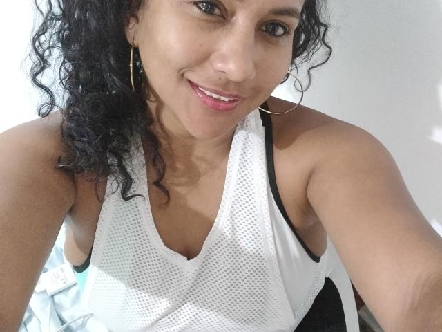 YiyaHot69 - Live porn &amp; sex cam - 17829422